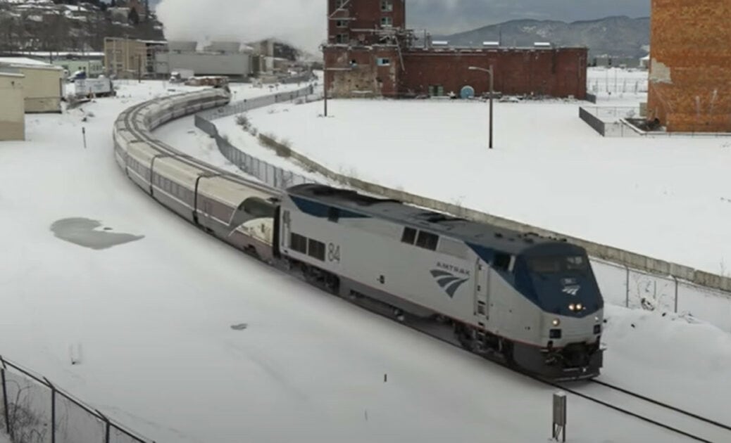 Is There a Train that Goes from Denver to Vail?