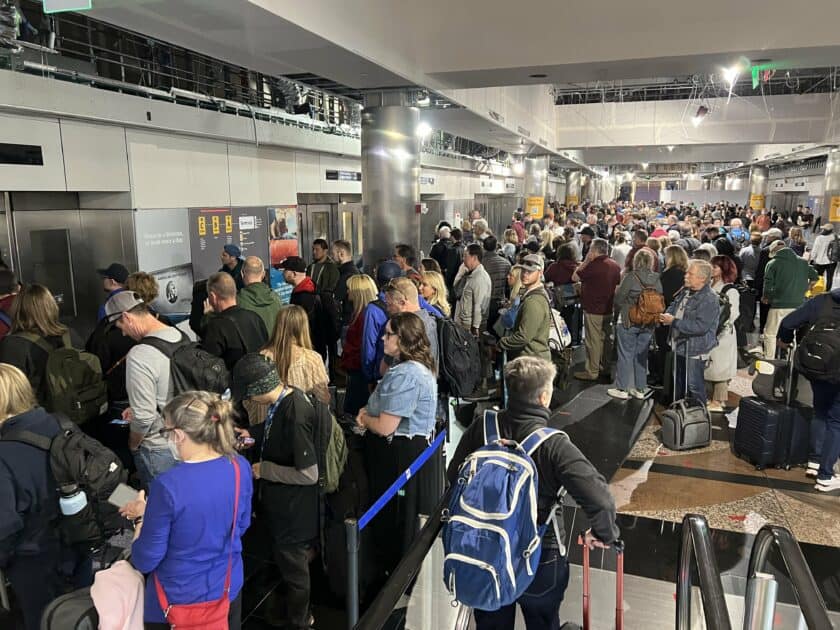 crowds at denver airport