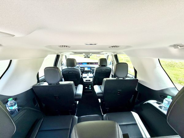 full cabin view of a Blue Sky Limo Beaver Creek luxury SUV