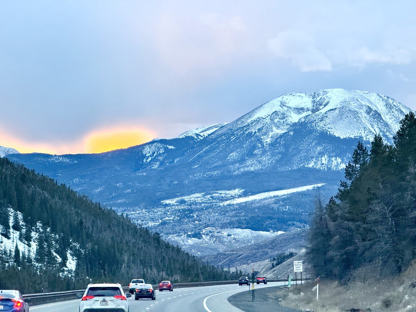 Blue Sky Limo | Keystone Airport Shuttle 5 winter drive on I-70 through the Rocky Mountains toward Keystone